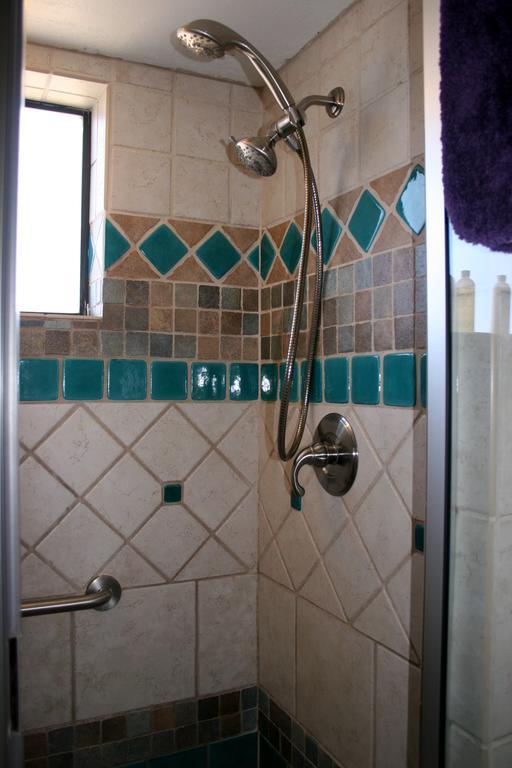 Chocolate Turtle B&B Corrales Δωμάτιο φωτογραφία